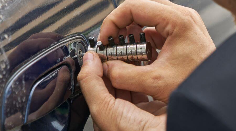 Professional New roof installation in Fawnskin, CA